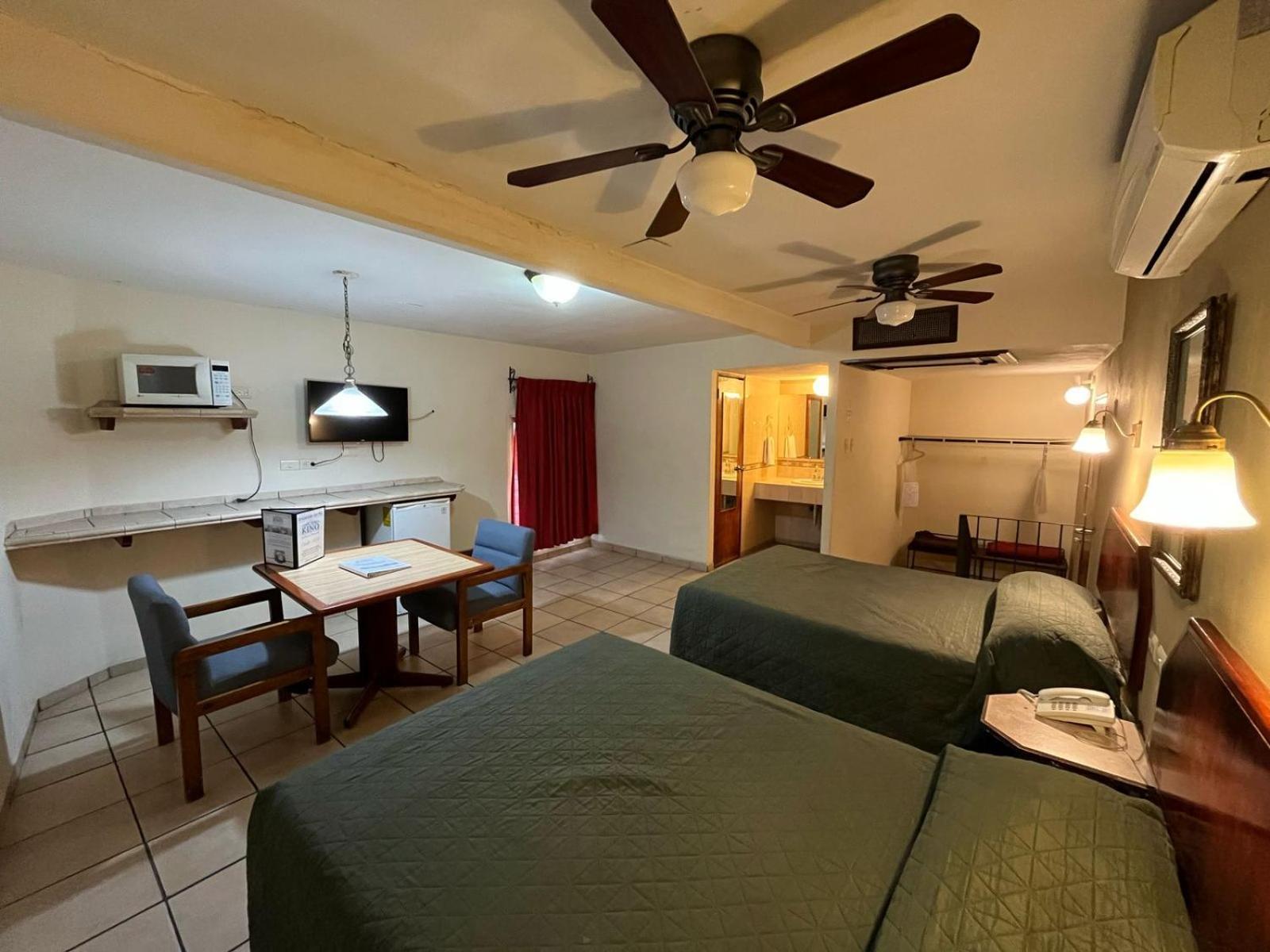 Hotel Suites Kino Hermosillo Exterior photo